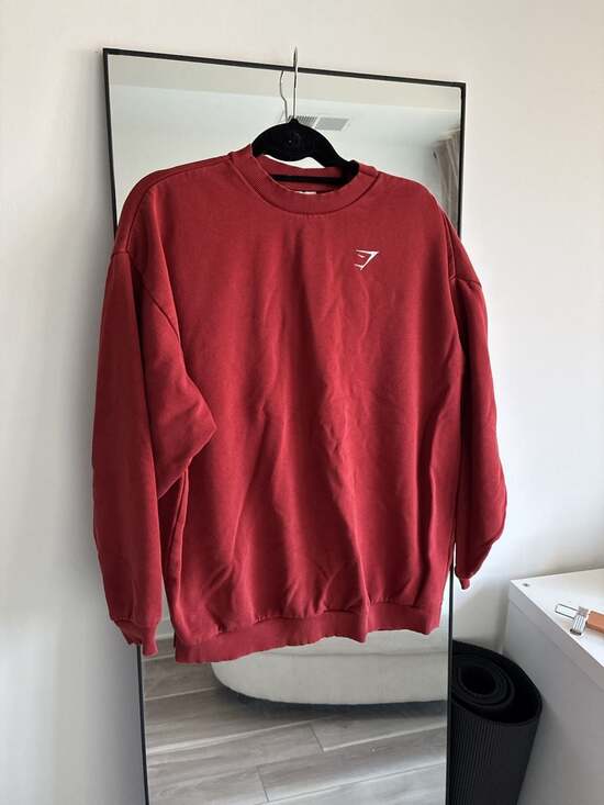 Gymshark Tops - Gymshark Training Oversized Sweatshirt in Rosewood Red